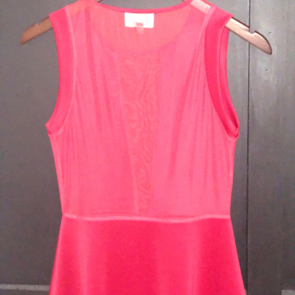Red dress - Picture 3 of 3